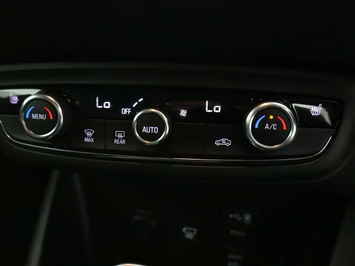 2021-vauxhall-crossland-12-elite-nav-130ps-auto-big-13