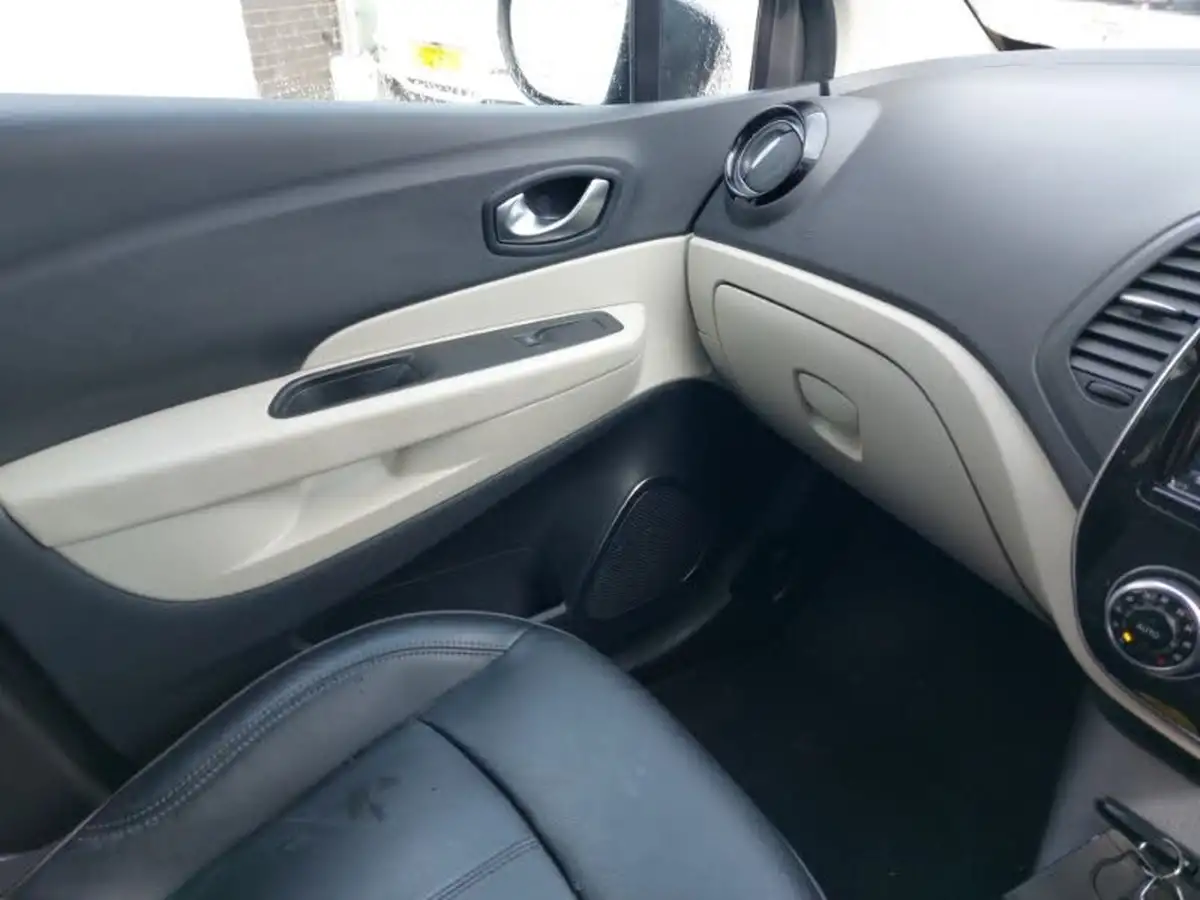 2019-renault-captur-15dci-gt-line-big-16