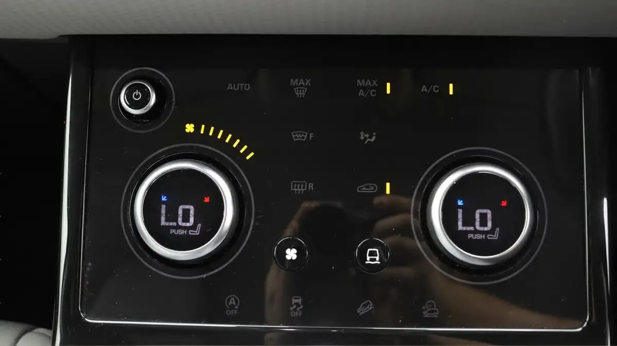 2021-land-rover-range-rover-evoque-20-d165-s-awd-auto-big-11