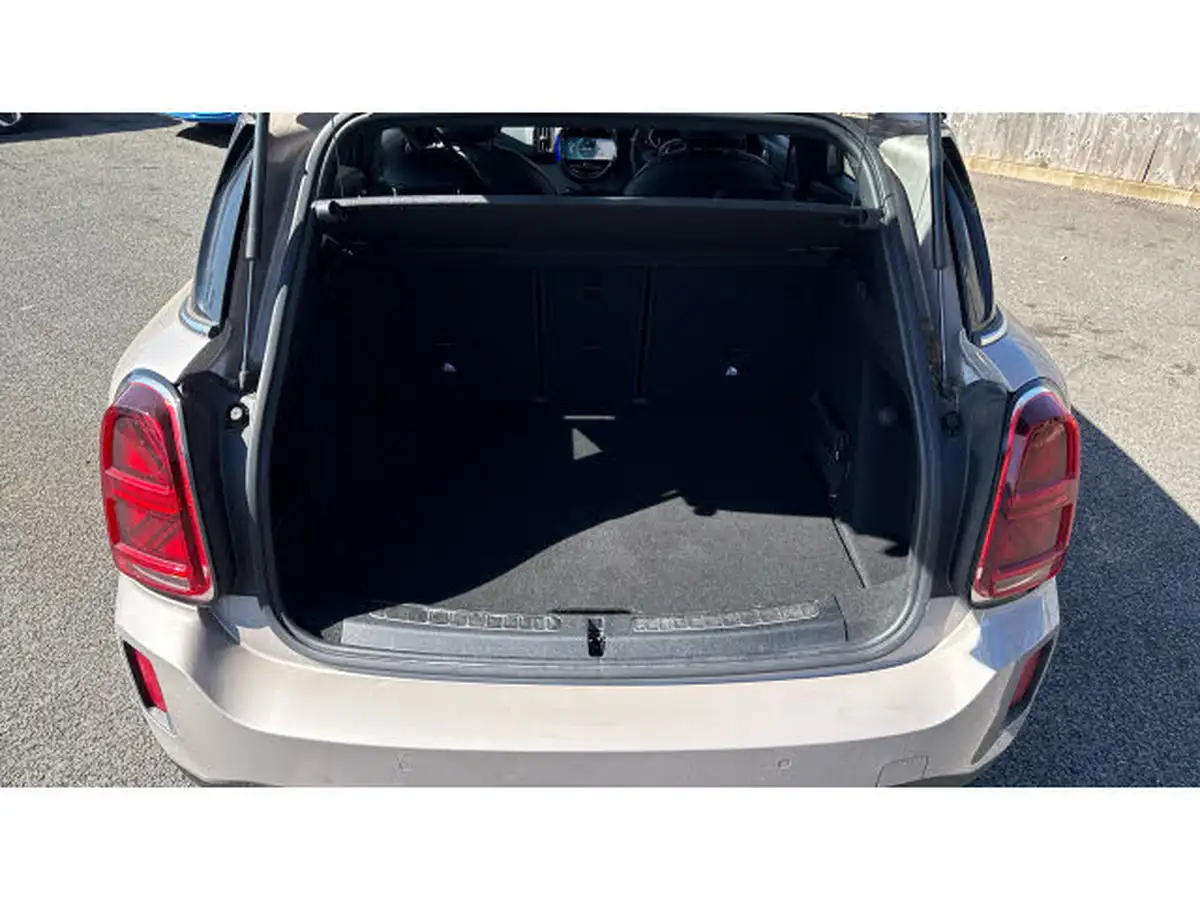 2022-mini-countryman-15-cooper-exclusive-premium-auto-big-3