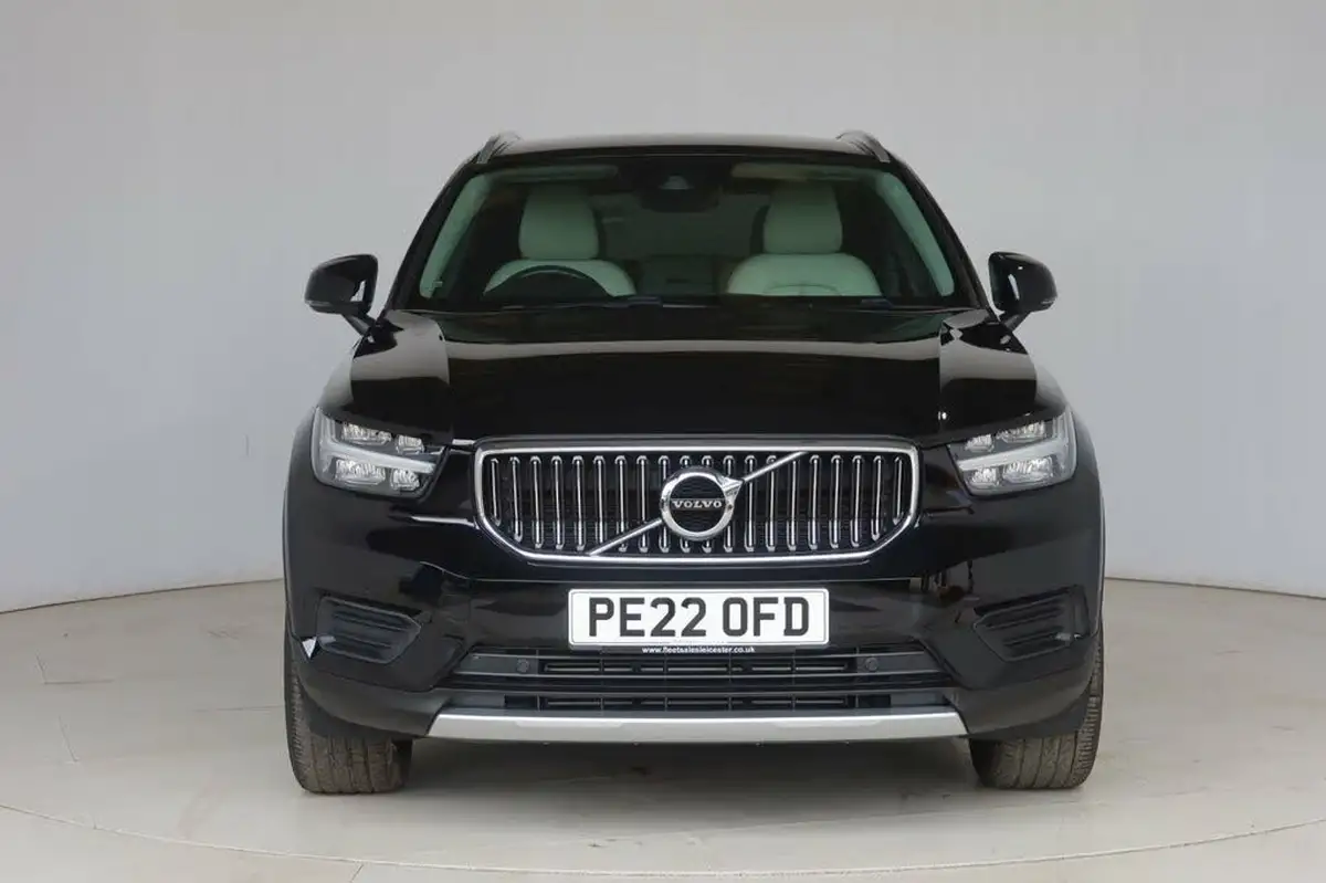 2021-volvo-xc40-15-t3-inscription-161bhp-auto-big-4