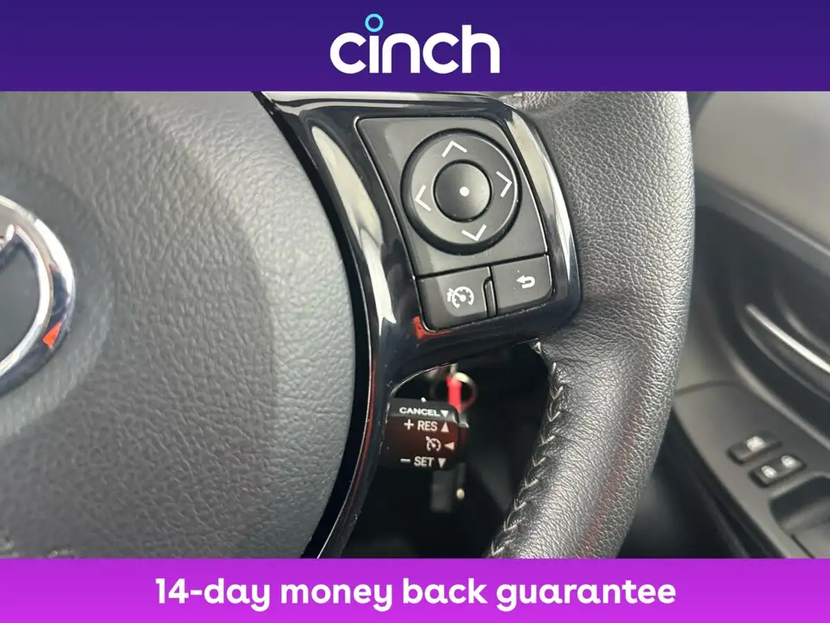 2018-toyota-yaris-15-vvt-i-icon-tech-111bhp-1496cc-big-25