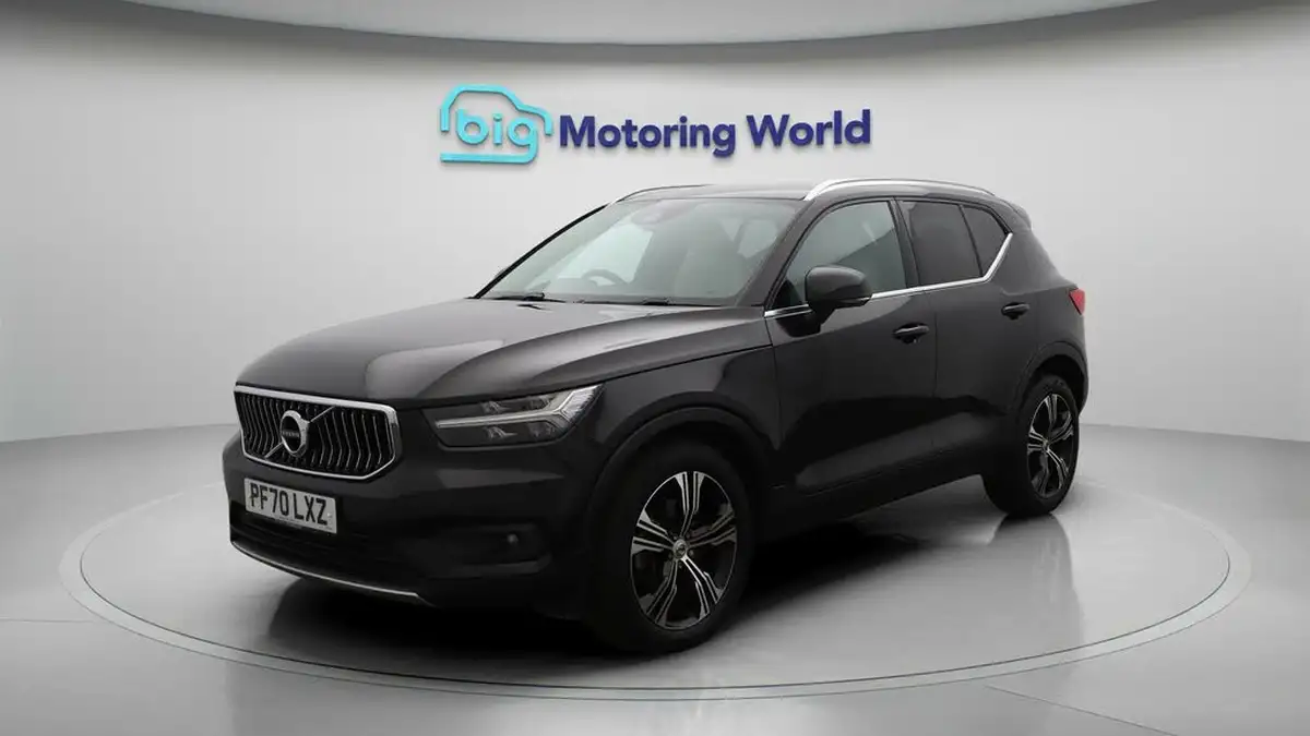 2021-volvo-xc40-20-b4-inscription-pro-197bhp-geartronic-big-3