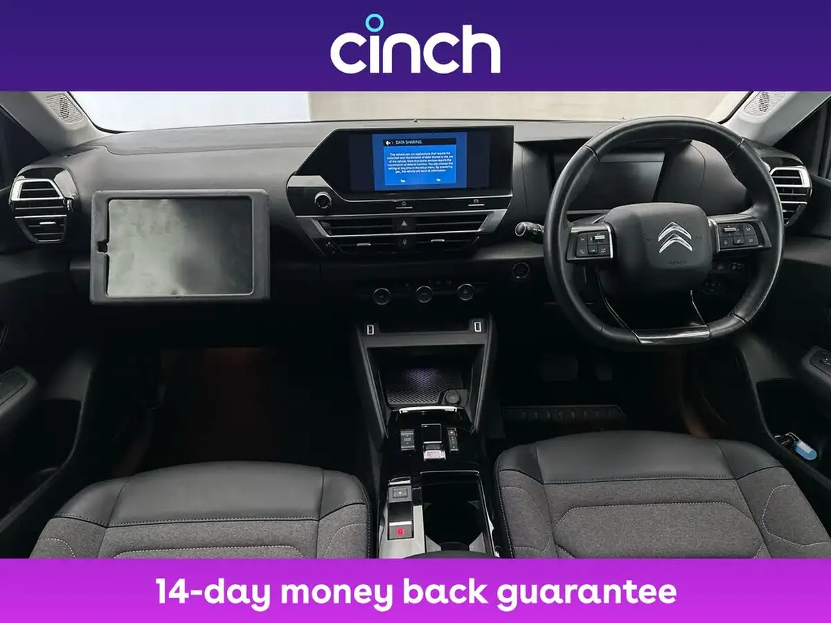 2022-citroen-c4-e-shine-big-10