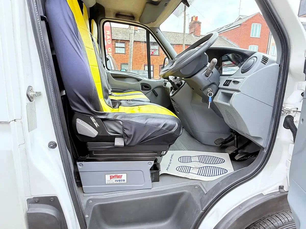 2008-iveco-daily-s-class-23td-35s12-lwb-high-roof-van-big-17