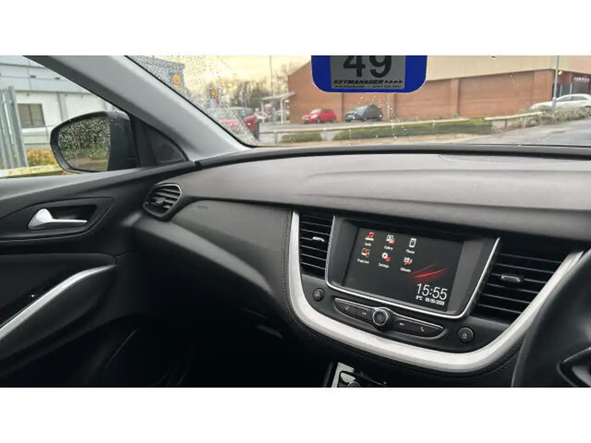 2020-vauxhall-grandland-x-12-se-big-35