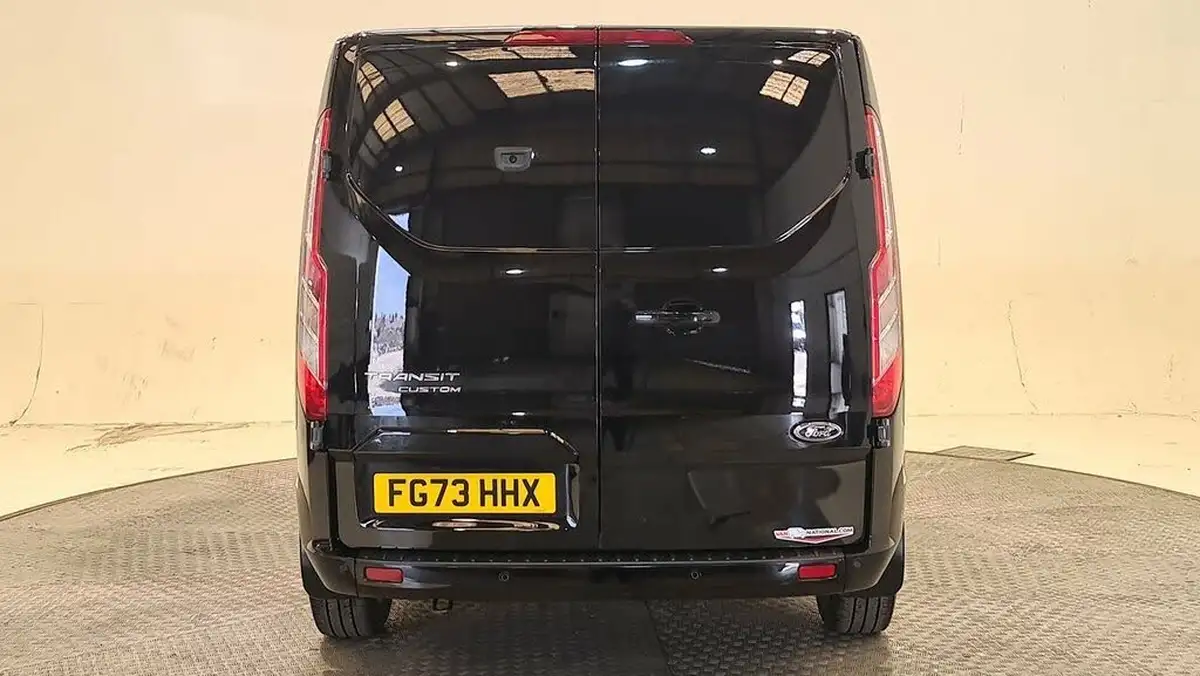 2023-ford-transit-custom-20tdci-300-l1h1-limited-130pseu6d-panel-van-1997cc-big-12