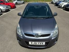 2011-hyundai-i20-12-comfort-3d-small-15