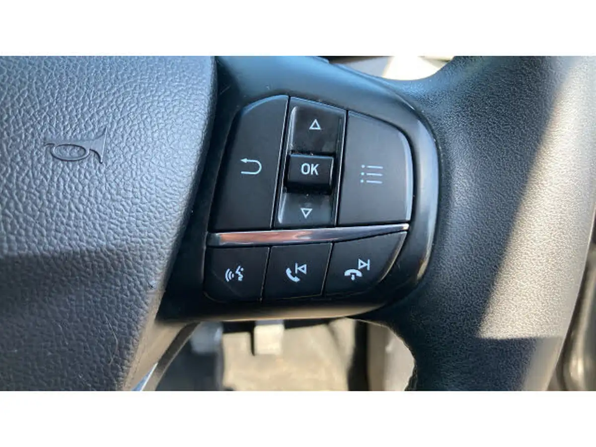 2019-ford-focus-10t-titanium-x-hatchback-big-24