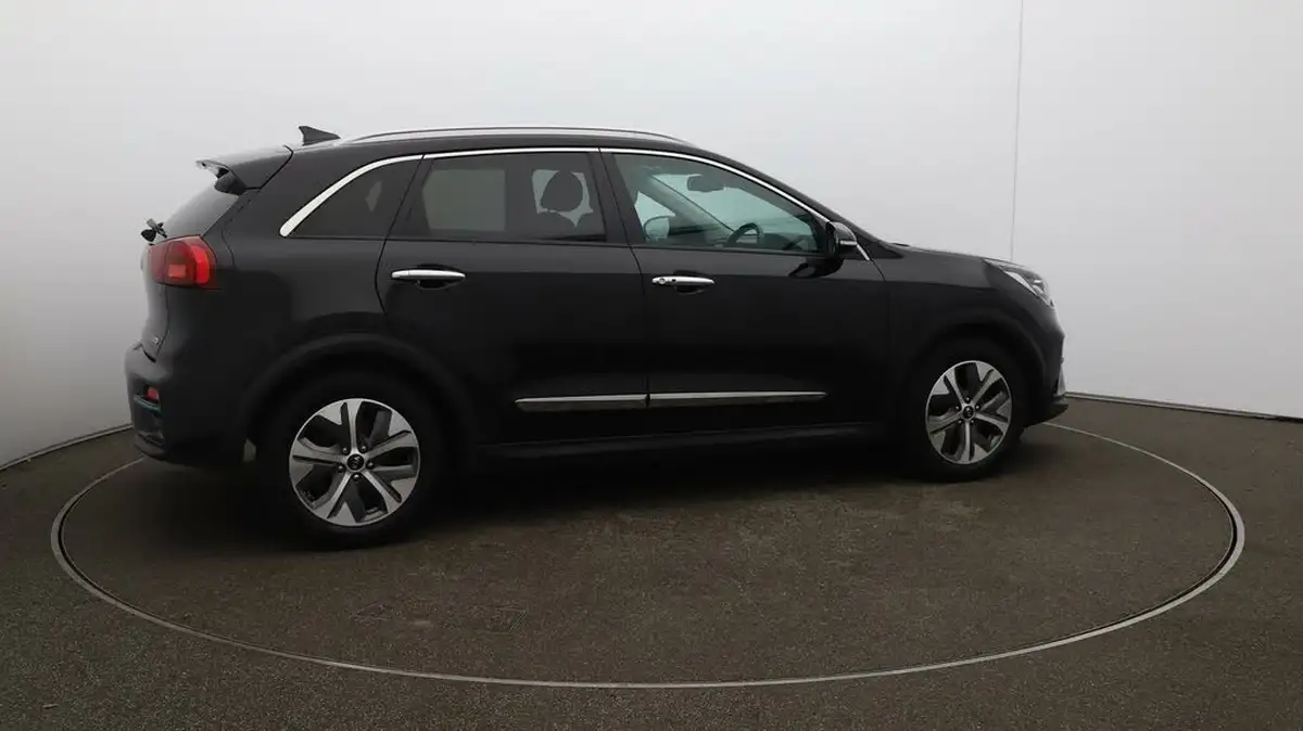 2020-kia-e-niro-ev-4-big-42