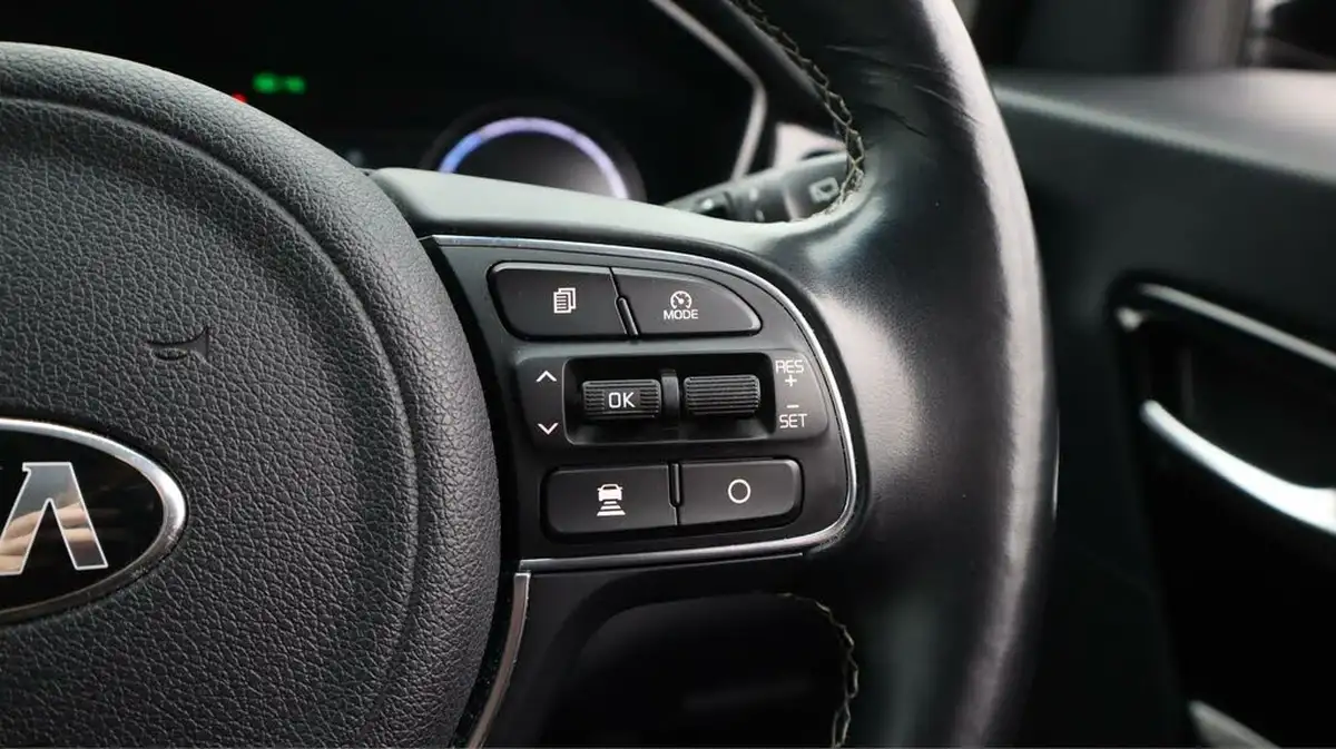 2020-kia-e-niro-ev-4-big-25