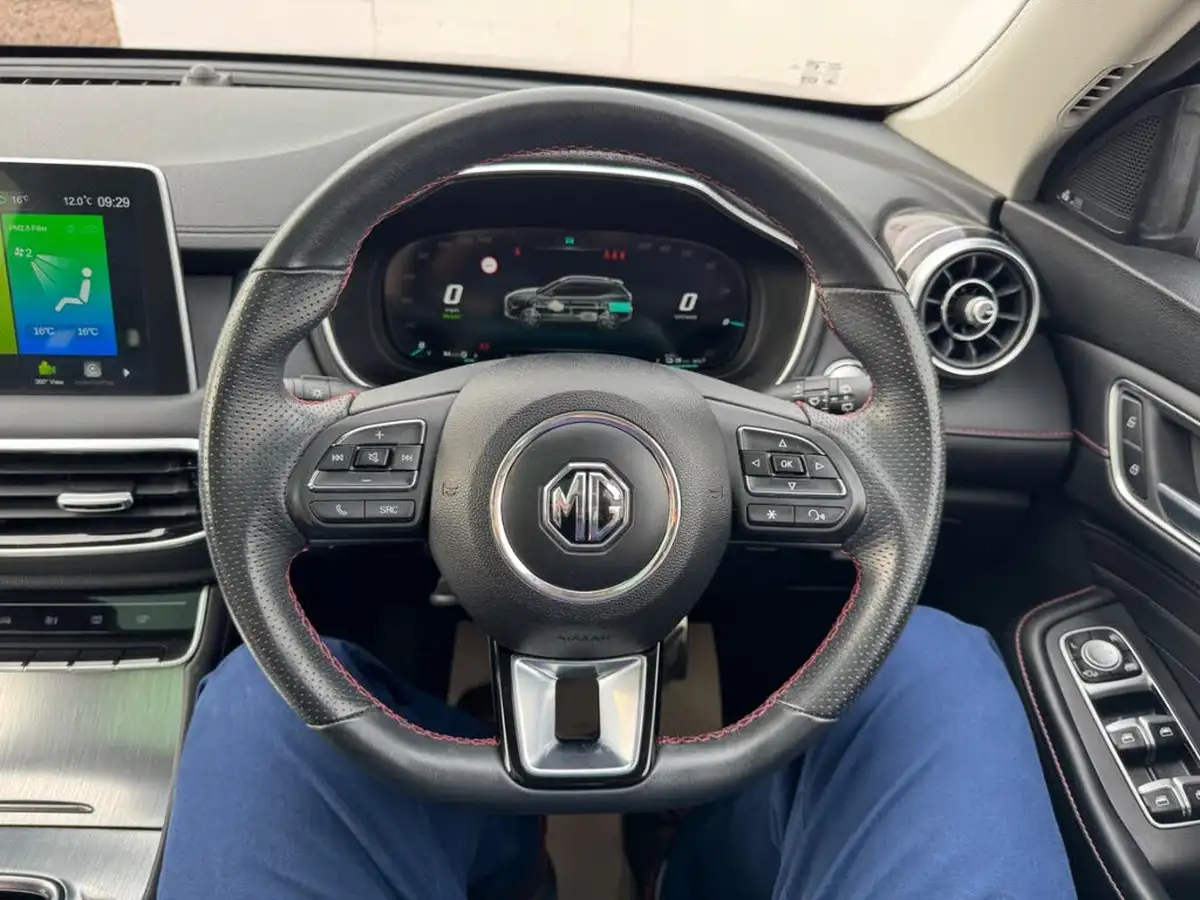 2023-mg-hs-15t-gdi-exclusive-258ps-plug-in-hybrid-auto-big-19