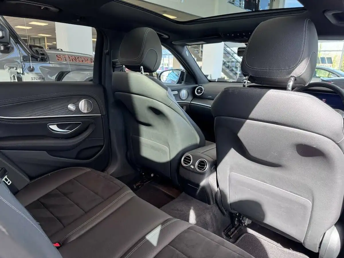 2020-mercedes-benz-e-class-20d-e300d-amg-line-edition-premium-plus-estate-5d-big-16