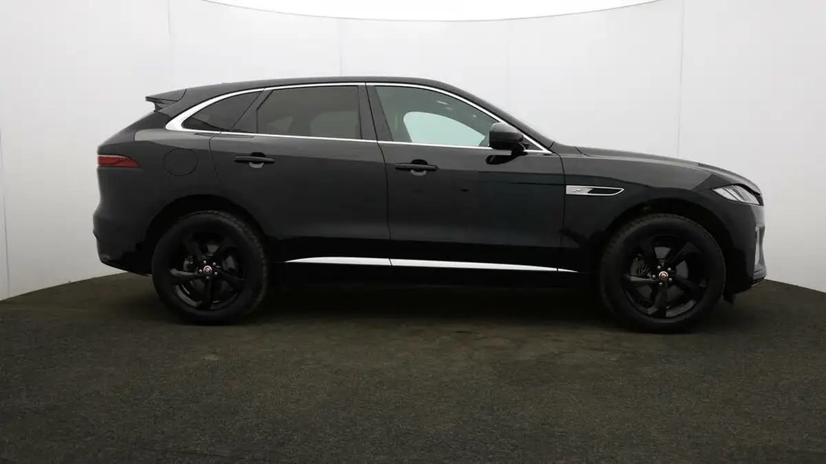 2022-jaguar-f-pace-20-d200-r-dynamic-s-big-44