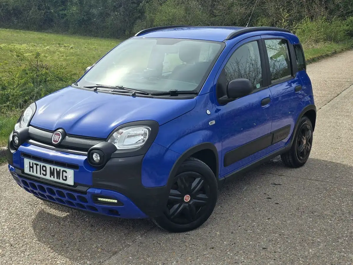 2019-fiat-panda-12-waze-ss-big-6