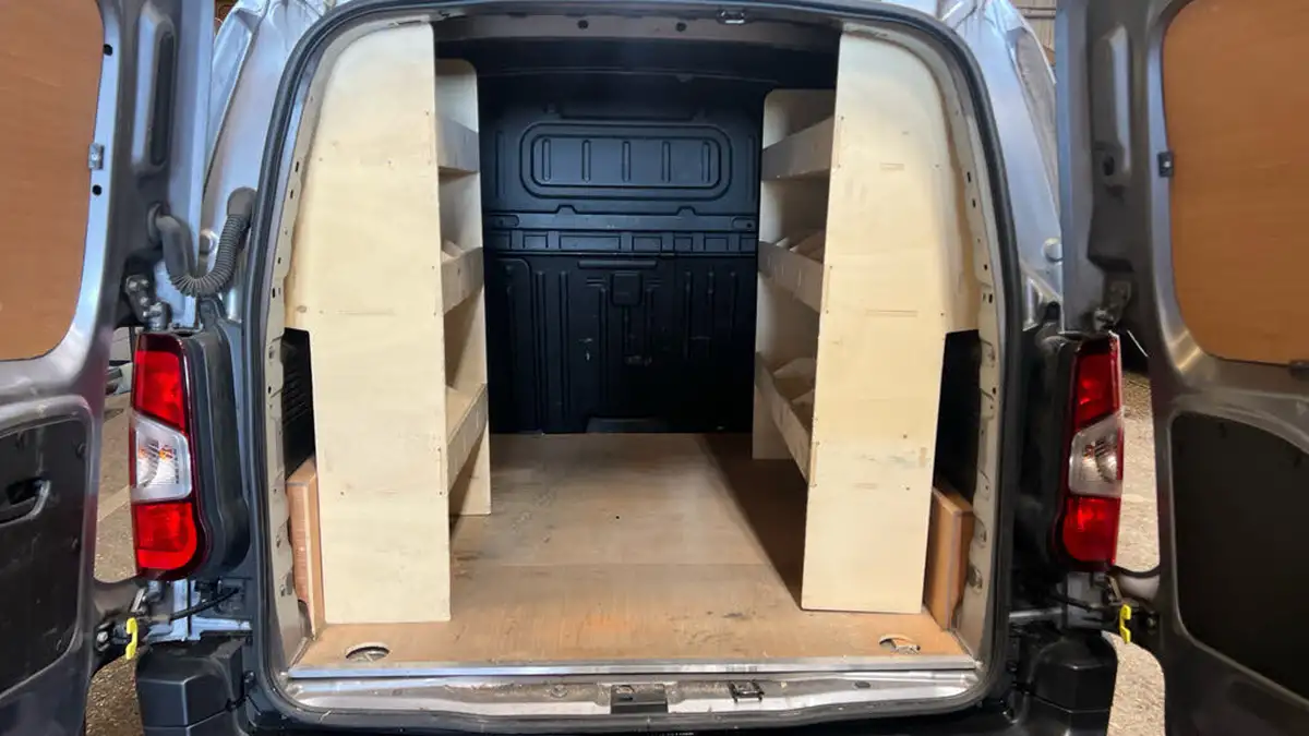 2021-citroen-berlingo-15bluehdi-1000-enterprise-130pseu6dt-e-ss-panel-eat8-big-7