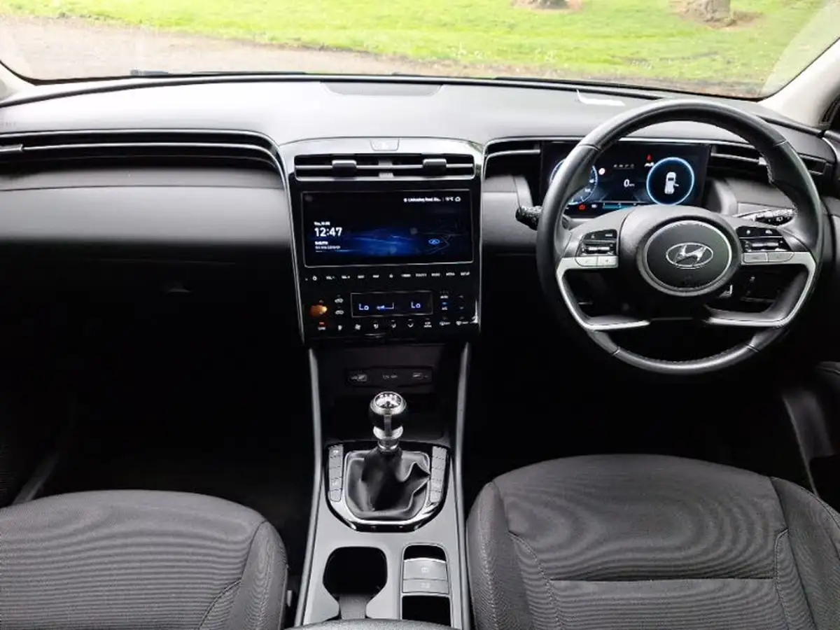 2022-hyundai-tucson-16-t-gdi-se-connect-150ps-big-2