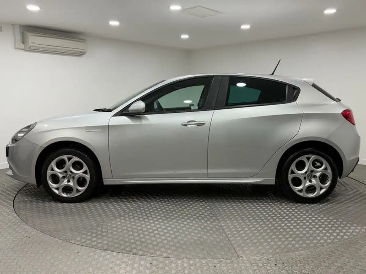 2018-alfa-romeo-giulietta-14-tb-sport-big-5