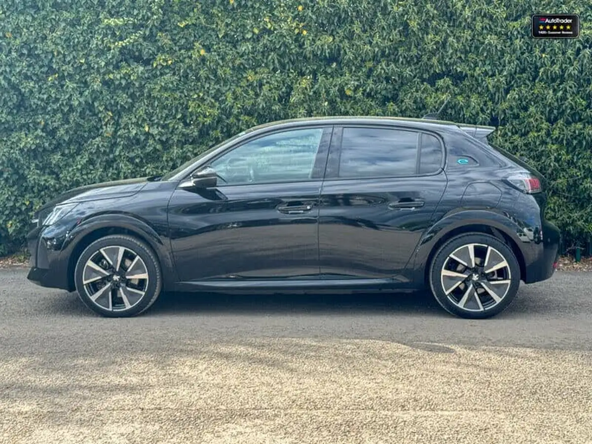 2022-peugeot-208-e-gt-premium-big-36