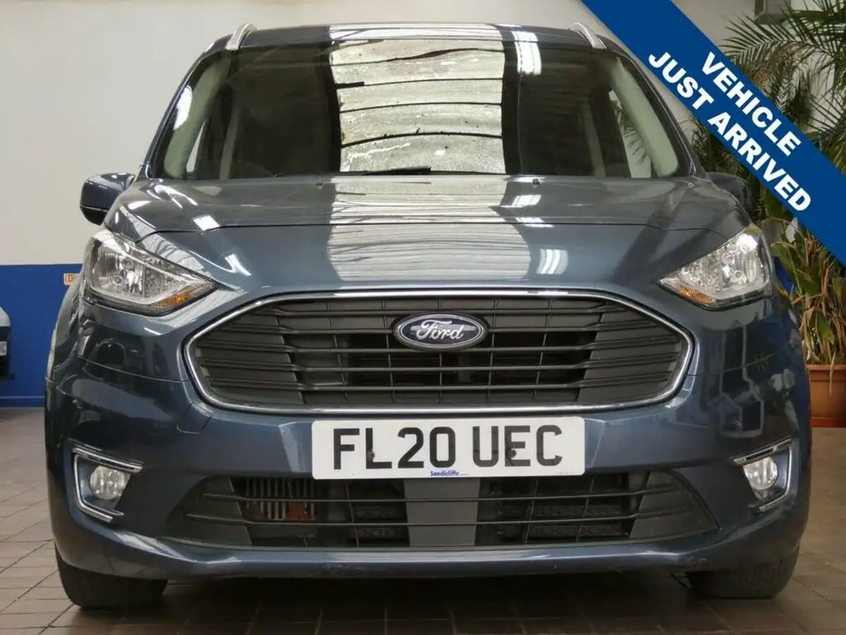 2020-ford-grand-tourneo-connect-15-titanium-powershift-big-0
