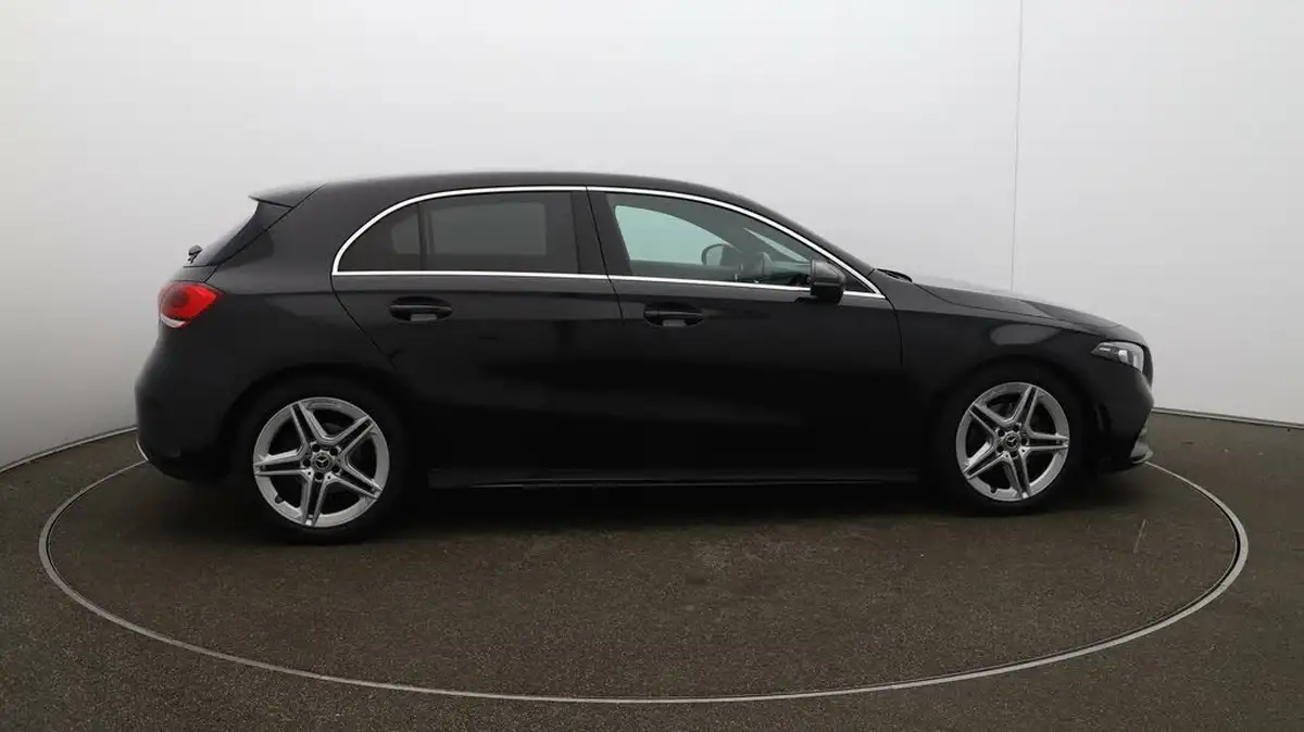 2020-mercedes-benz-a-class-13-a180-amg-line-executive-hatchback-5d-7g-dct-big-41