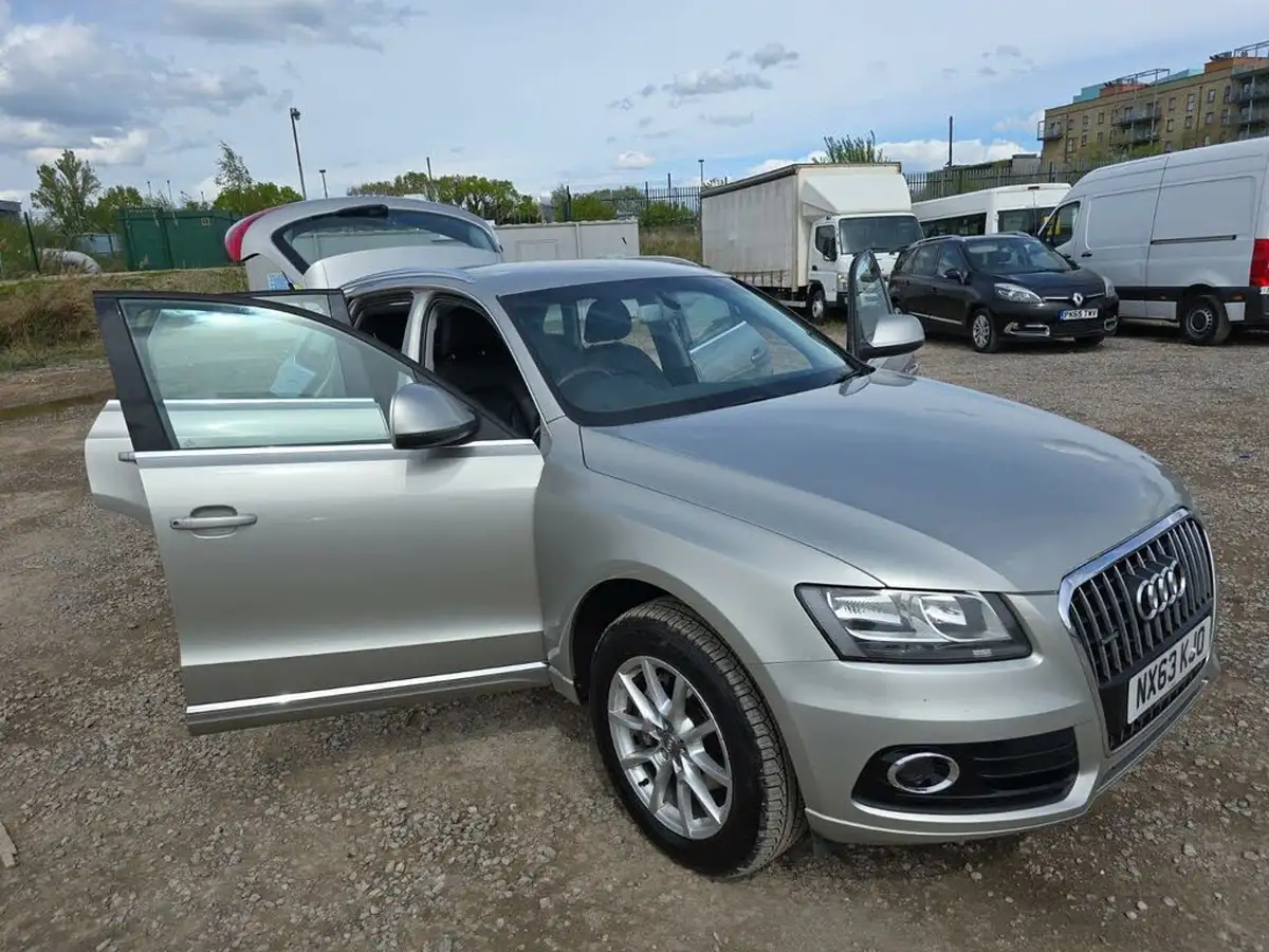 2013-audi-q5-20-quattro-se-180ps-big-4