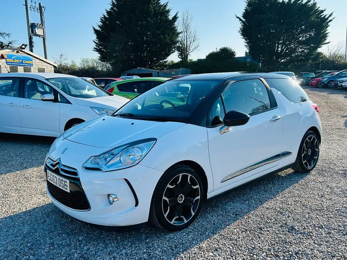 2014-citroen-ds3-16e-hdi-dsport-big-4