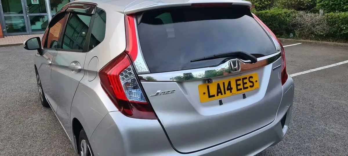2014-honda-jazz-big-45