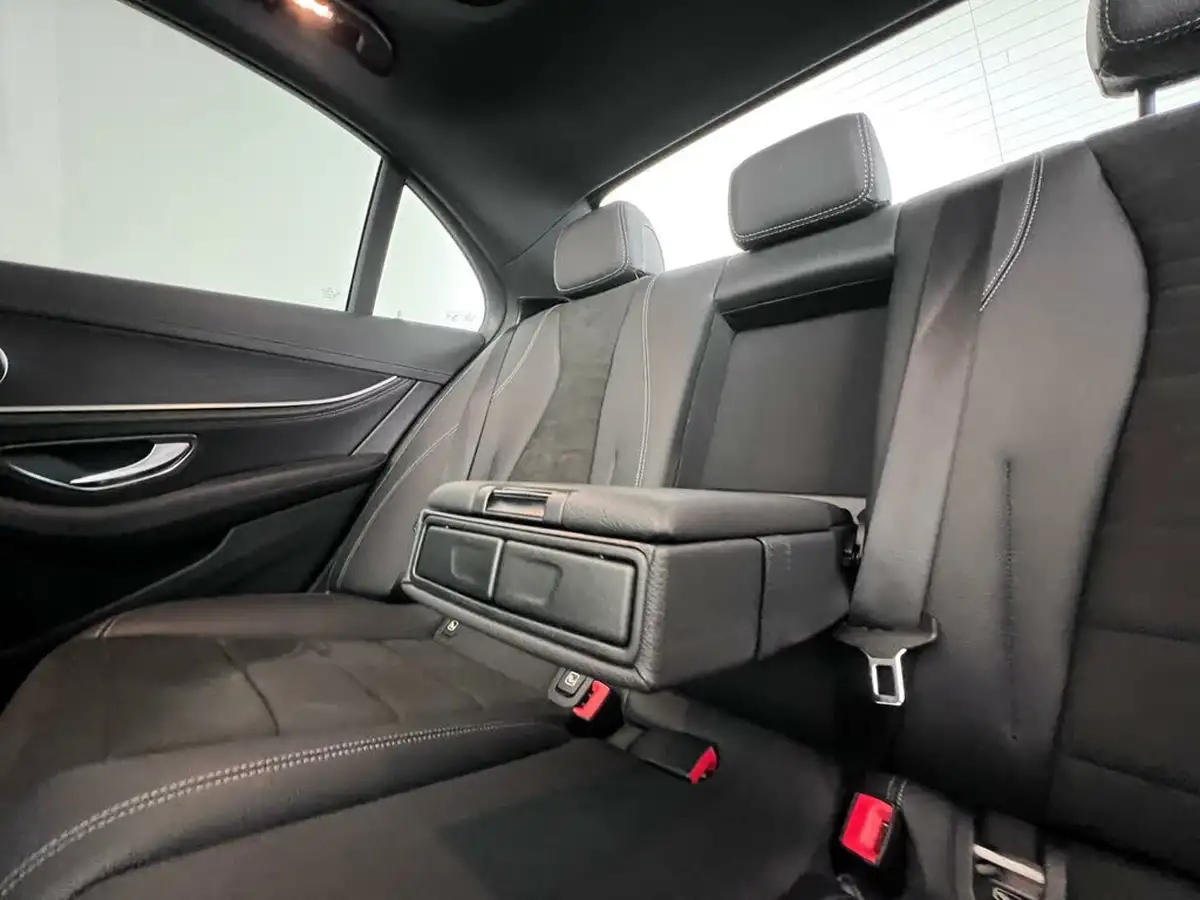 2018-mercedes-benz-e-class-20d-e220d-amg-line-premiumss-saloon-4d-big-15