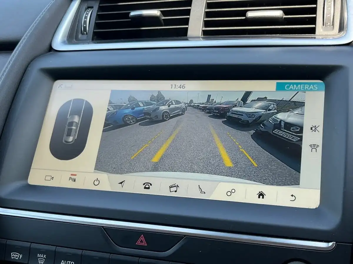 2018-jaguar-e-pace-20-i4d-s-big-36