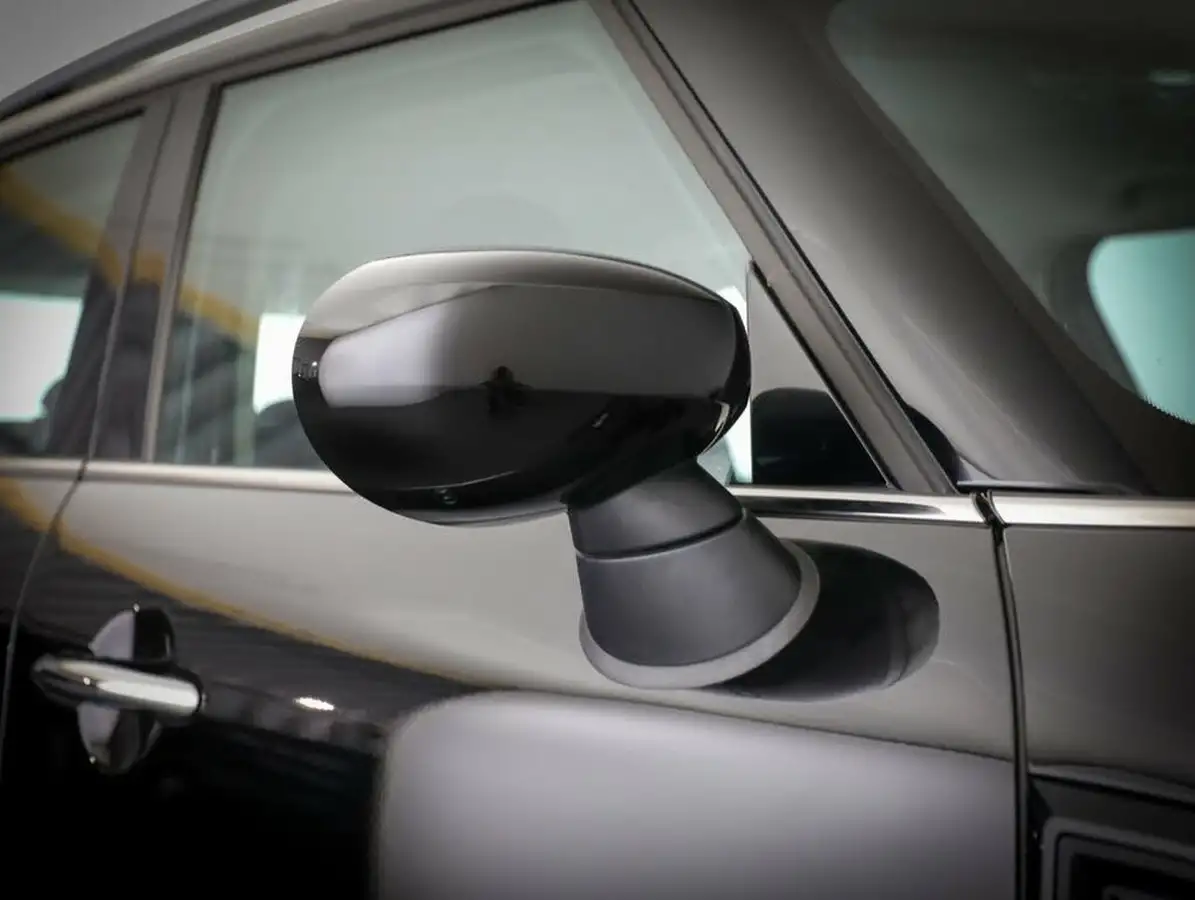 2020-mini-countryman-20td-cooper-d-classic-comfort-auto-big-7