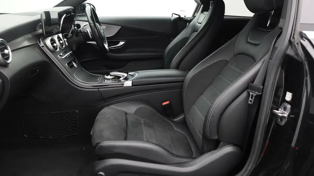 2019-mercedes-benz-c-class-15-c200-amg-line-premiumss-coupe-2d-big-13