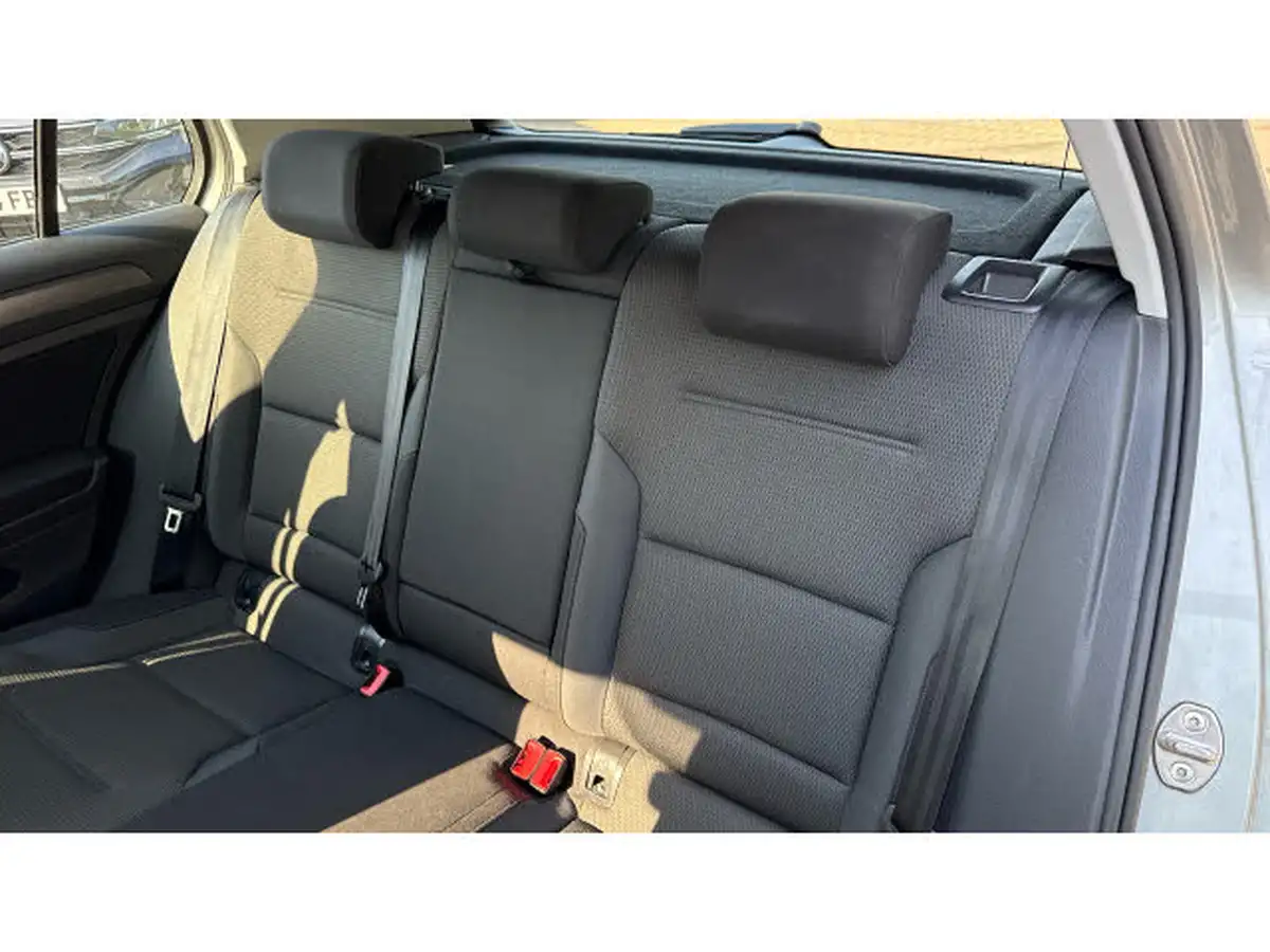 2019-volkswagen-golf-15-tsi-se-130ps-ss-hatchback-5d-big-15