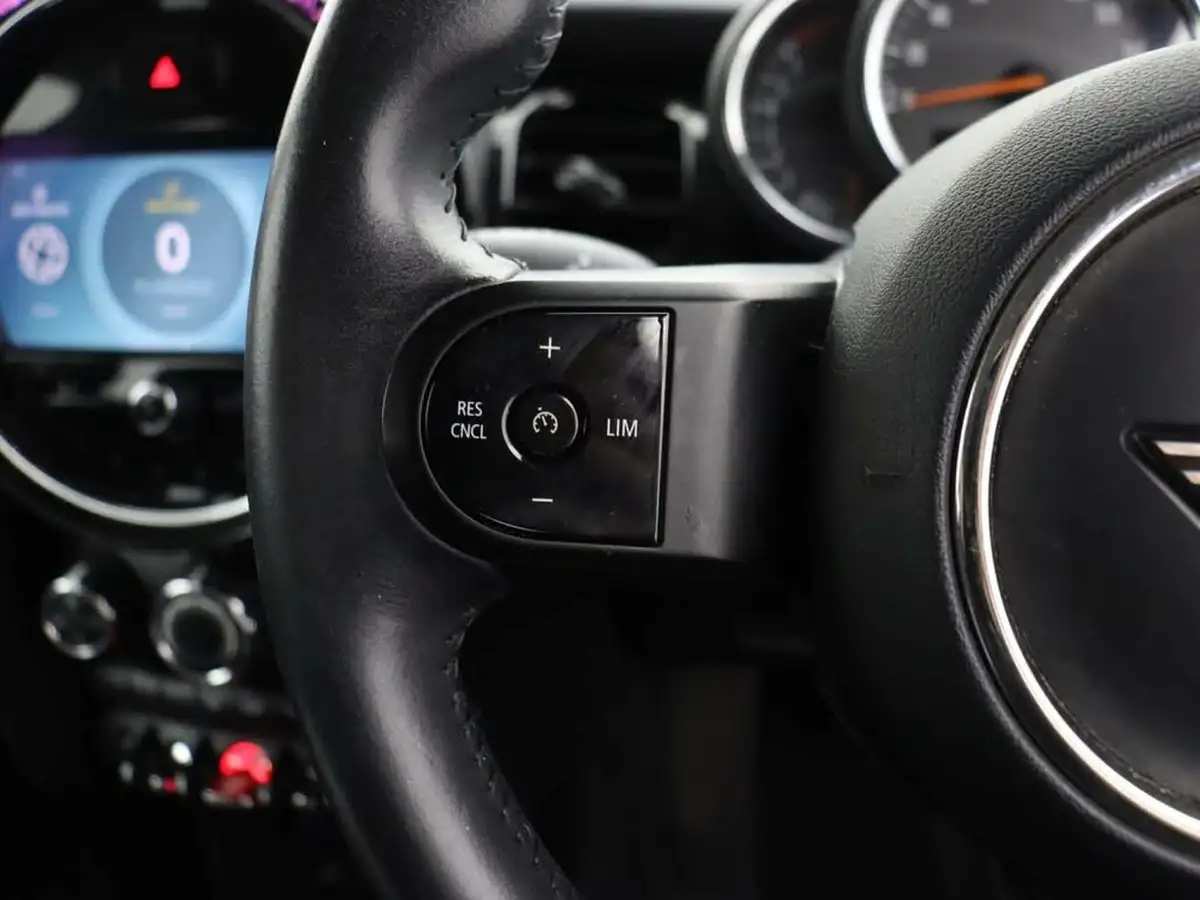 2022-mini-cooper-15-cooper-classic-hatchback-5d-auto-big-24
