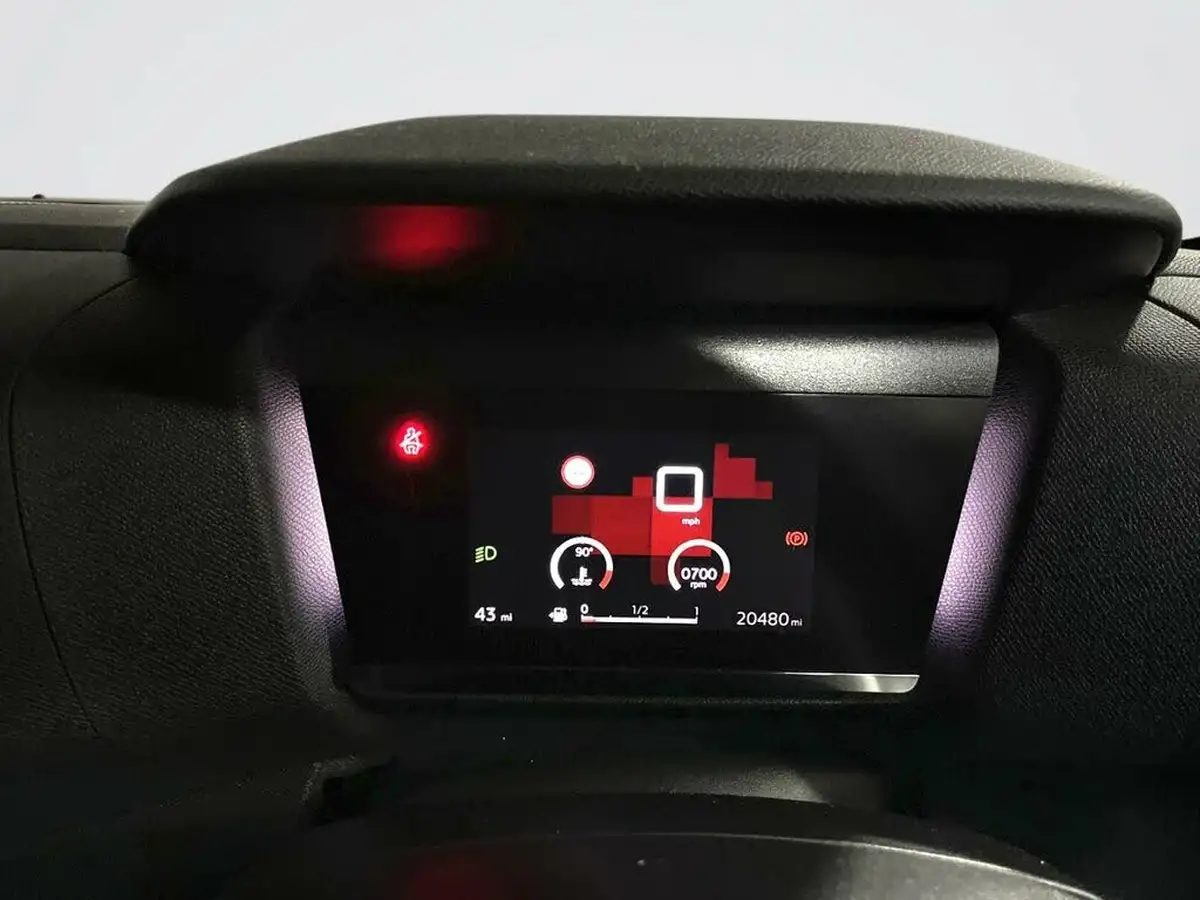 2021-citroen-c4-12-puretech-sense-big-12