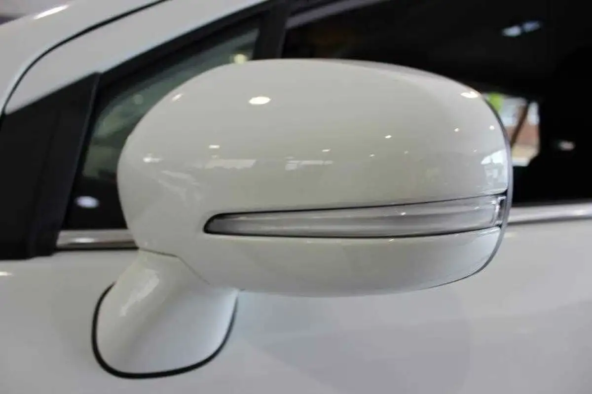 2025-suzuki-s-cross-14-boosterjet-motion-big-8
