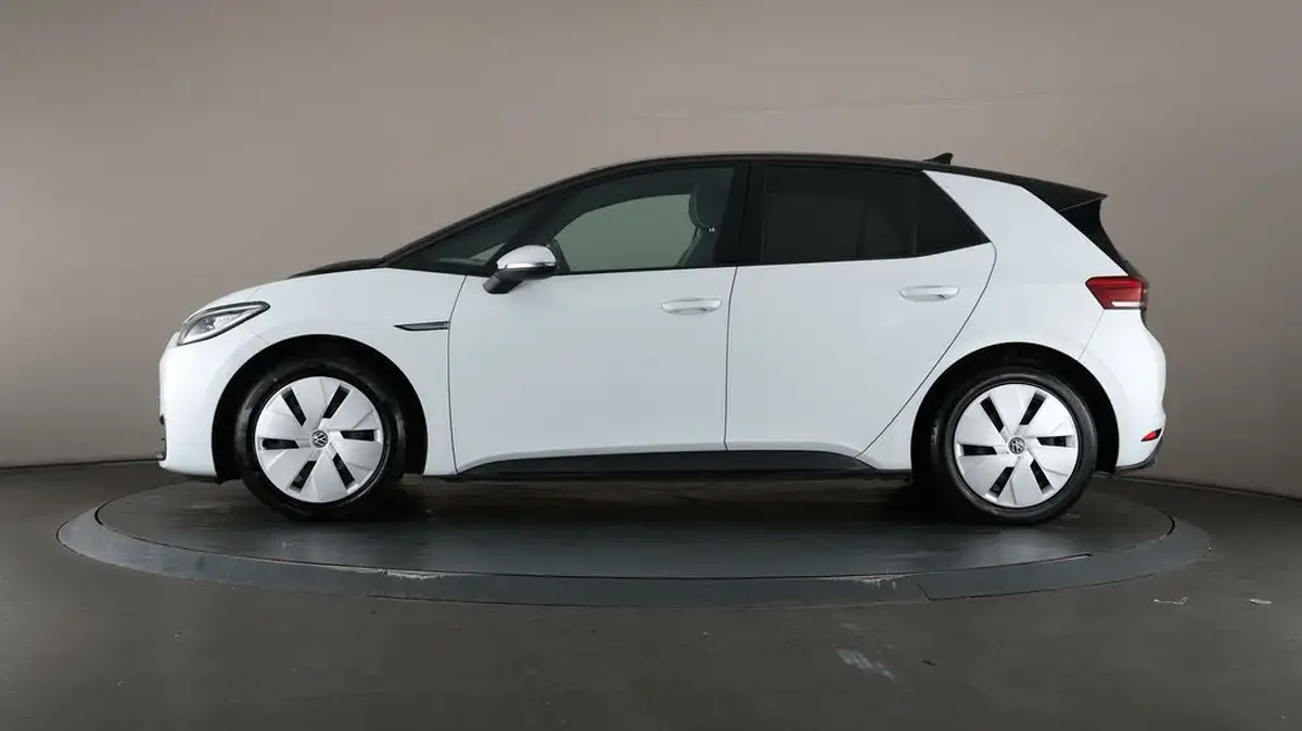 2020-volkswagen-id3-e-business-big-30