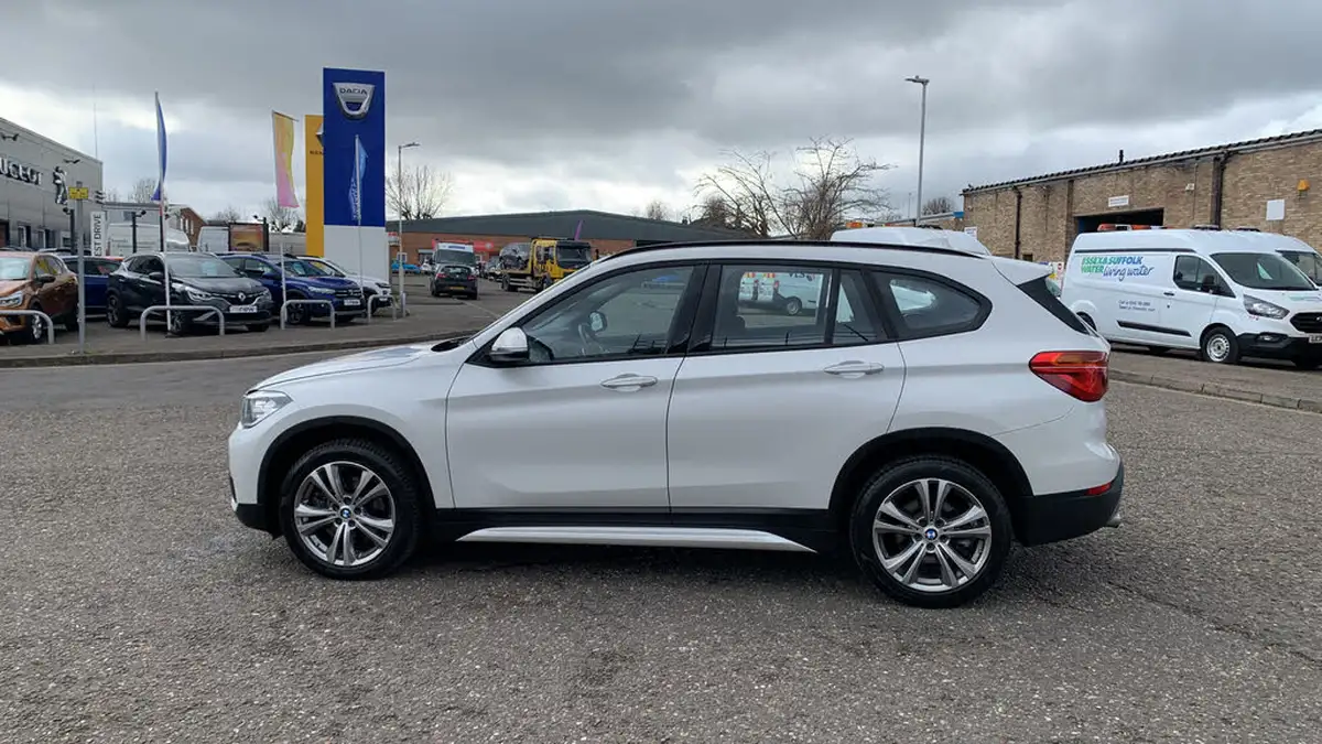 2018-bmw-x1-20td-xdrive20d-sport-big-5