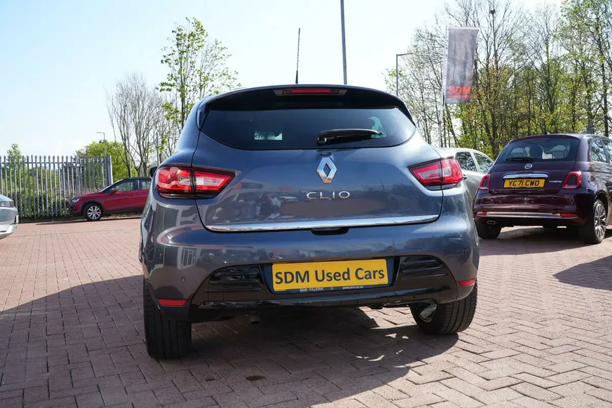 2019-renault-clio-09-tce-iconic-75ps-big-11