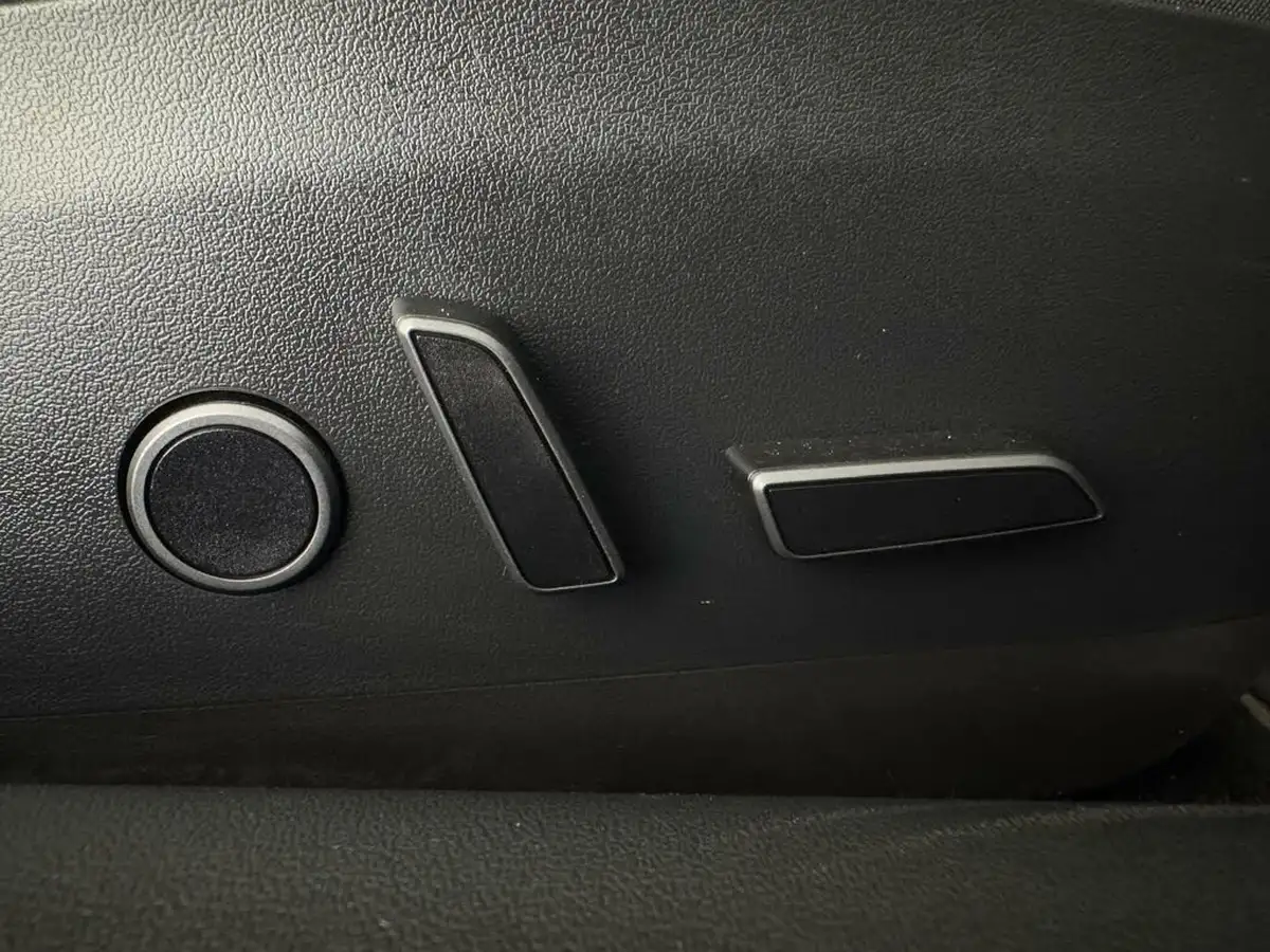 2021-tesla-model-3-e-long-range-awd-big-15