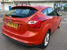 2011-ford-focus-16-zetec-ti-vct-125ps-hatchback-5d-small-5