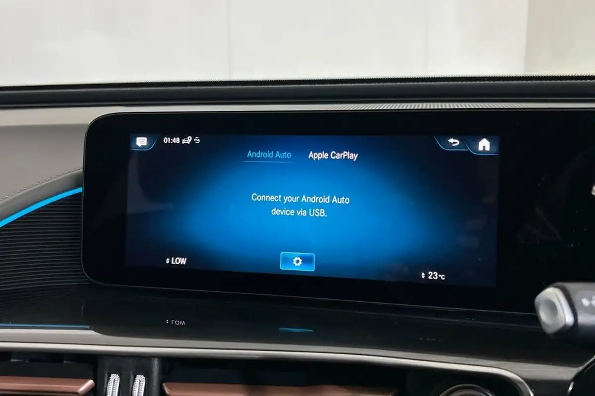 2021-mercedes-benz-eqc-e-eqc-400-amg-line-premium-big-29