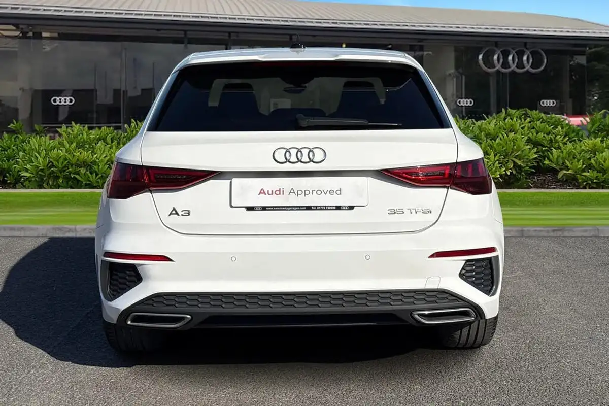 2022-audi-a3-15-35-tfsi-s-line-sportback-5d-big-3
