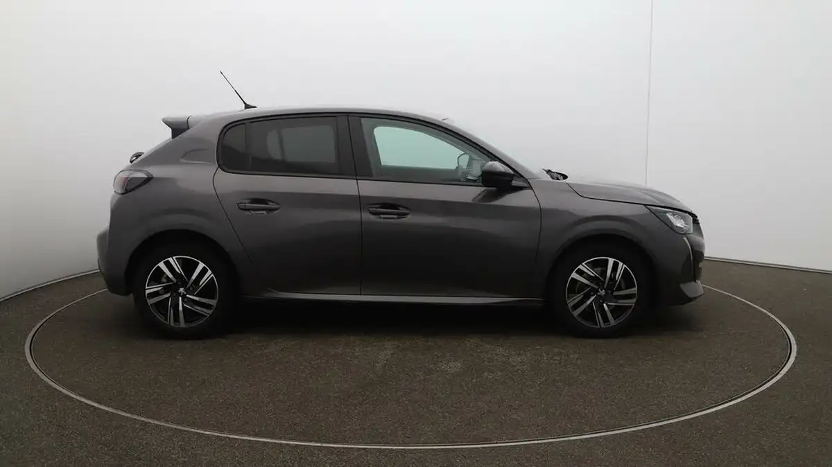 2023-peugeot-208-12-puretech-allure-premium-100ps-eat8-big-40