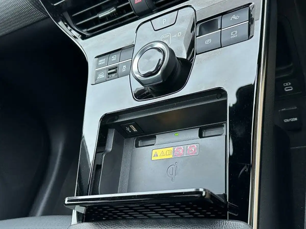 2023-subaru-solterra-e-touring-big-18