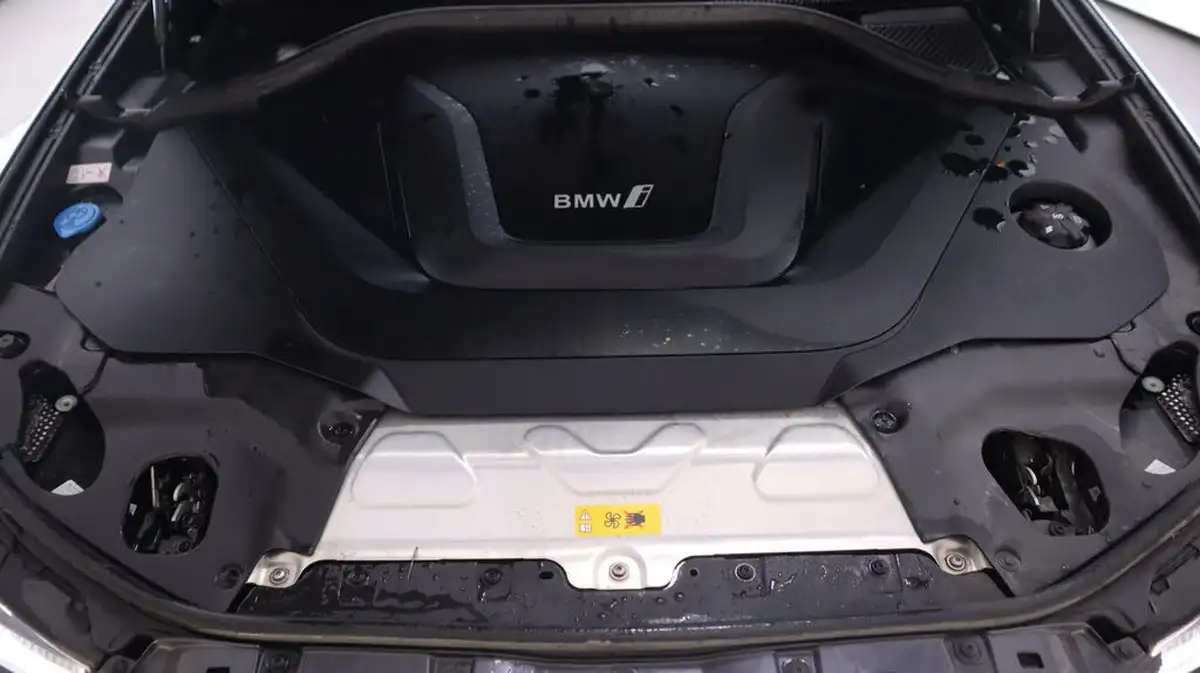 2022-bmw-ix3-e-m-sport-pro-big-19