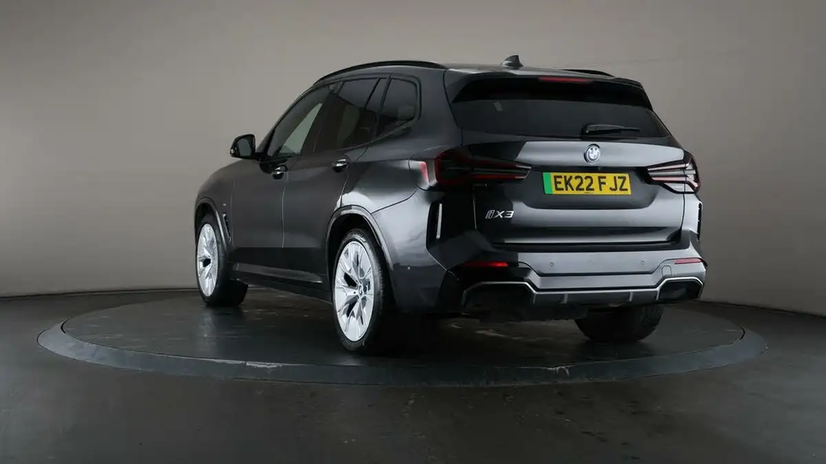 2022-bmw-ix3-e-m-sport-pro-big-60
