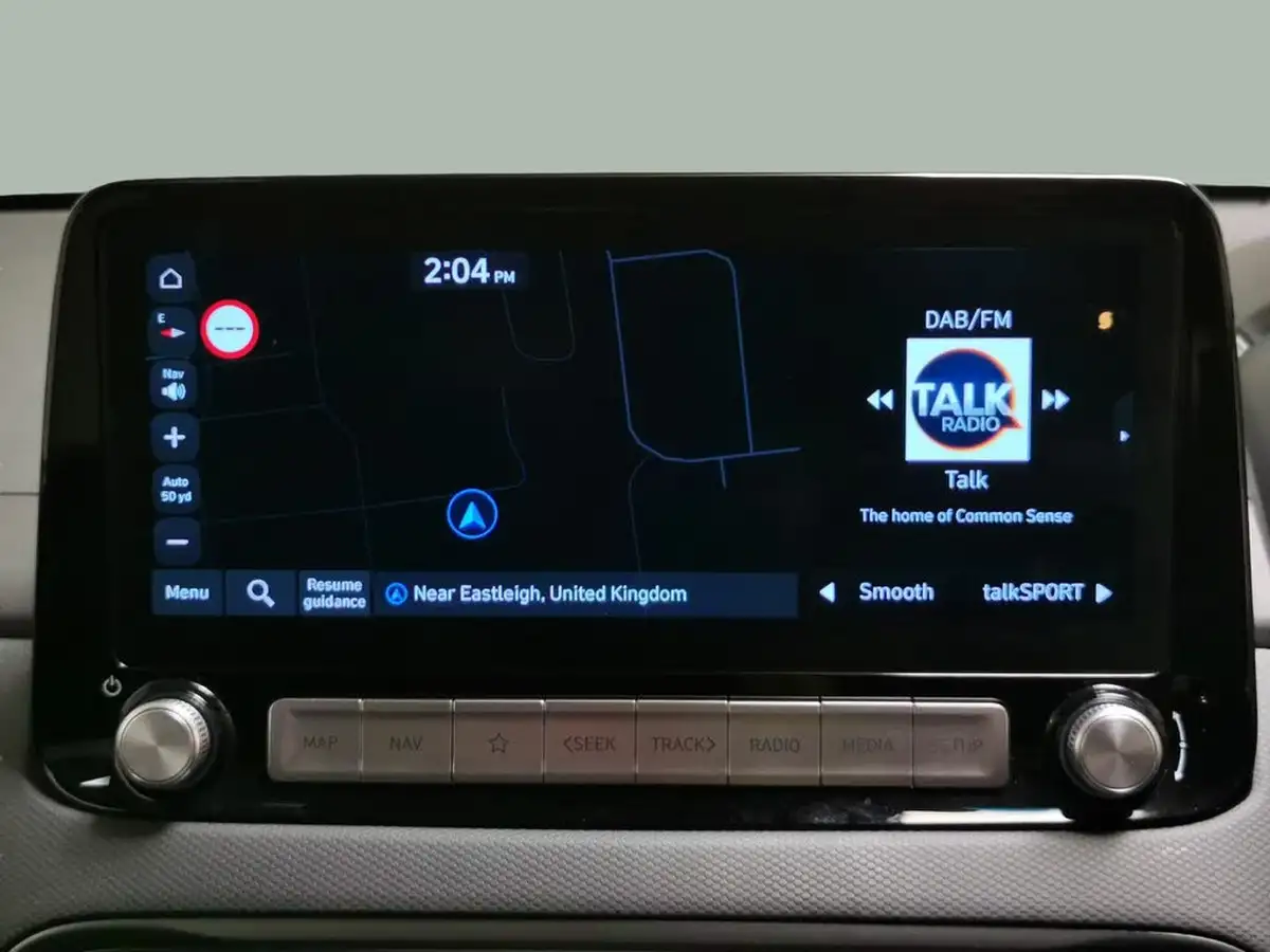 2022-hyundai-kona-e-premium-204ps-64kwh-7kw-obc-big-6
