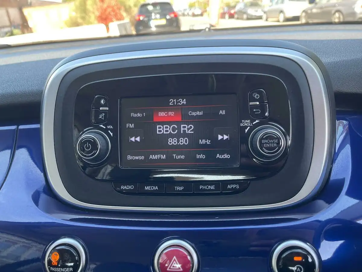 2016-fiat-500x-14-multiair-pop-star-big-26
