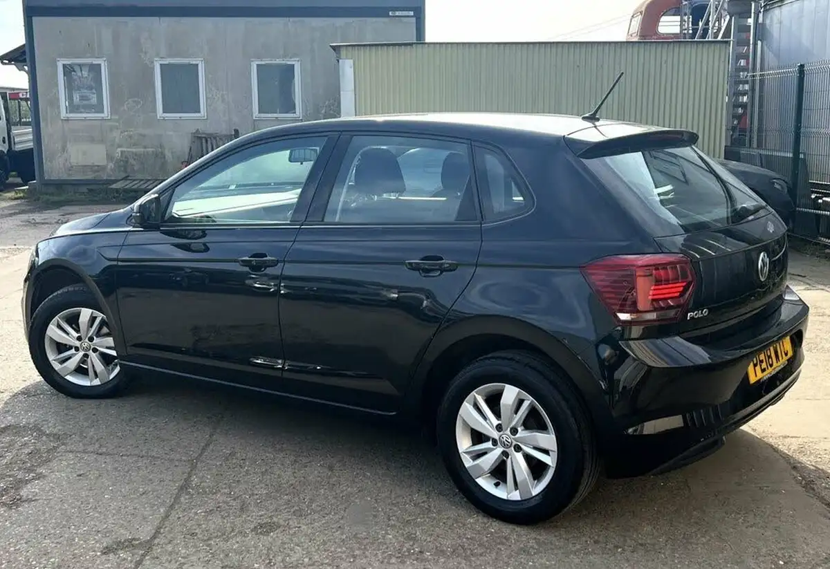 2018-volkswagen-polo-10-tsi-se-big-3